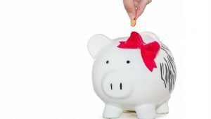 Saving money for parents by budgeting