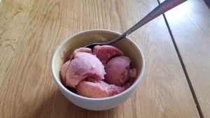 Image for healthy ice cream recipe, served.